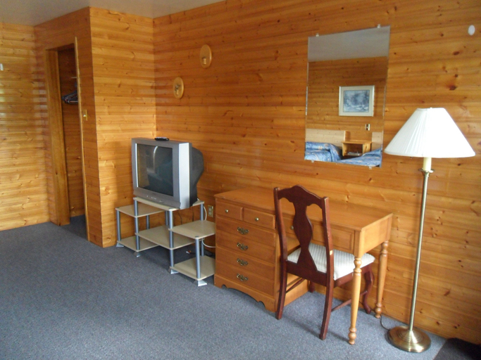 Others 5, Hillcrest Motel, Saint John
