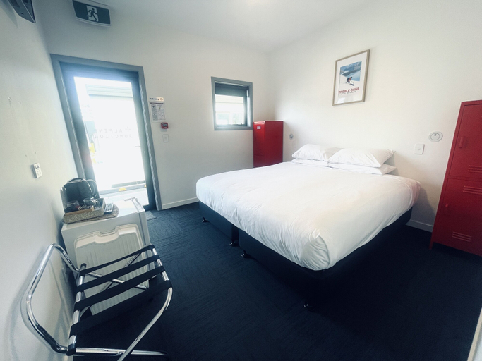 Bedroom 2, Alpine Junction Townhouse Apartments, Queenstown-Lakes