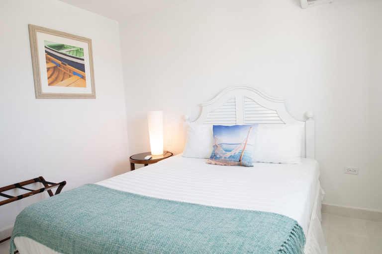 Bedroom 2, Beachfront Bella Horizonte 2