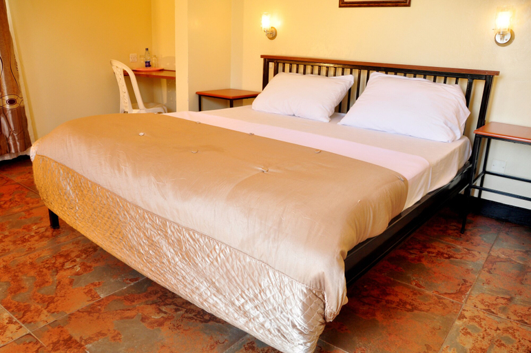 Bedroom 3, Northroad Governor Villas Hotel, Jinja