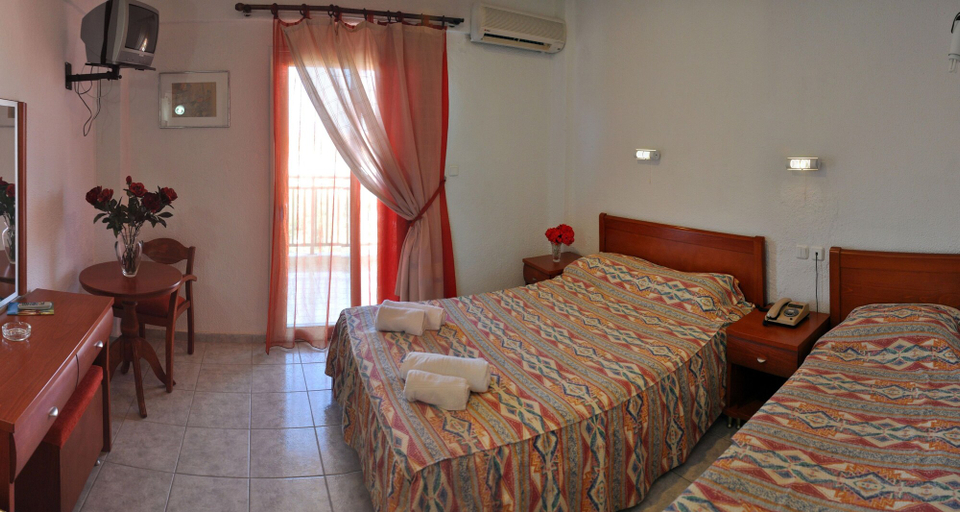 Bedroom 5, Hotel Pighi, Central Macedonia