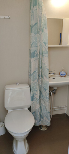 Bathroom, THE Roomz, Kymenlaakso