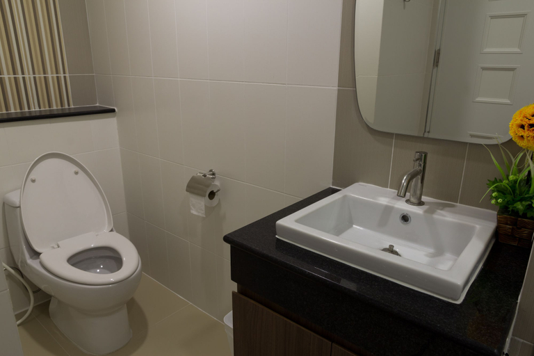 Bathroom 4, Modernbright Service Apartment, Bang Lamung