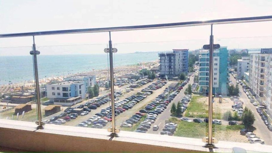 Others 4, Sea View Penthouse Mamaia, Constanta