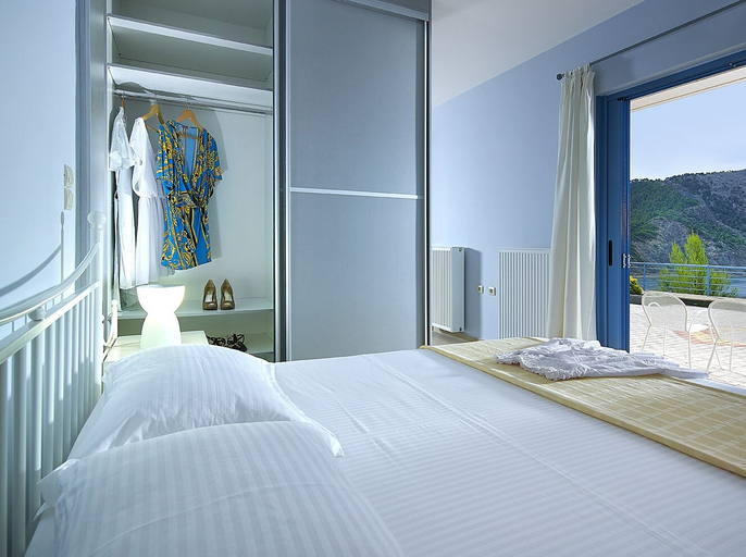 Bedroom 3, Xenia Residence & Suites, Central Greece