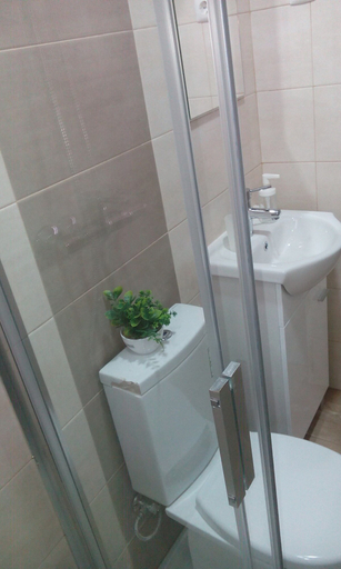 Bathroom 3, Aliciamar 29, Setúbal