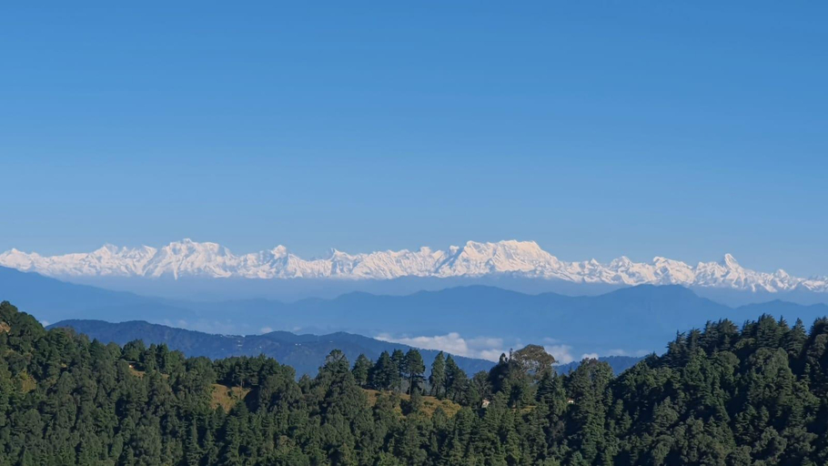 Others 5, Himaaksh cottages sigri, Nainital