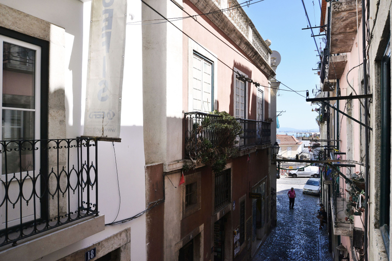 Others 5, Casa Ginja - Castelo Apartment, Lisbon