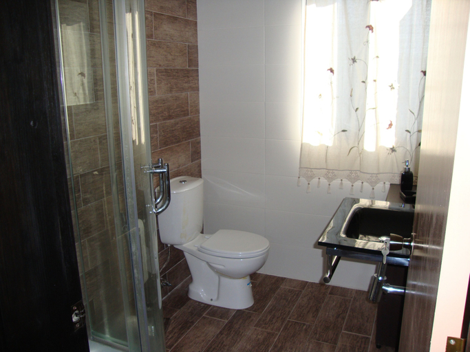 Bathroom, Casa Da Poça Branca, São Roque do Pico