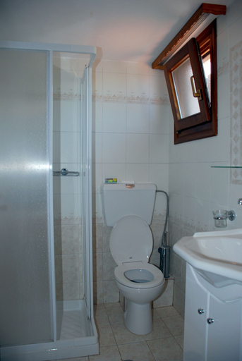 Bathroom 3, Villa Elena, Thessaly