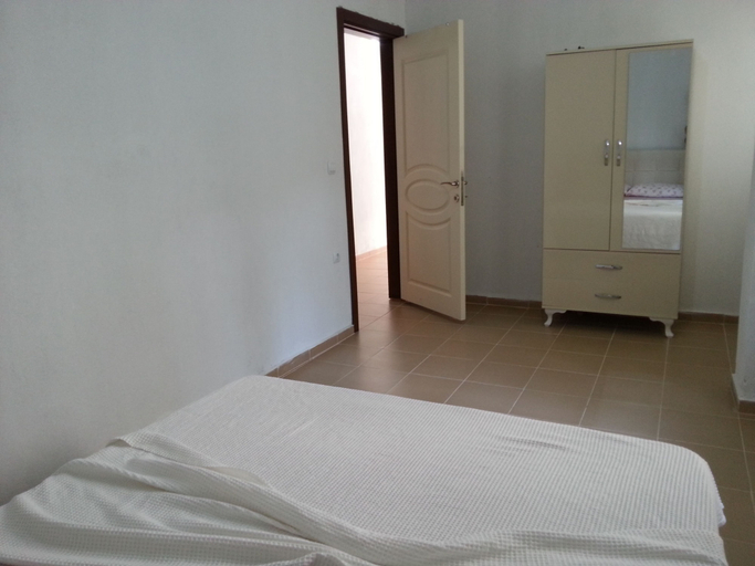 Bedroom 3, Doa Apartments, Kuşadası