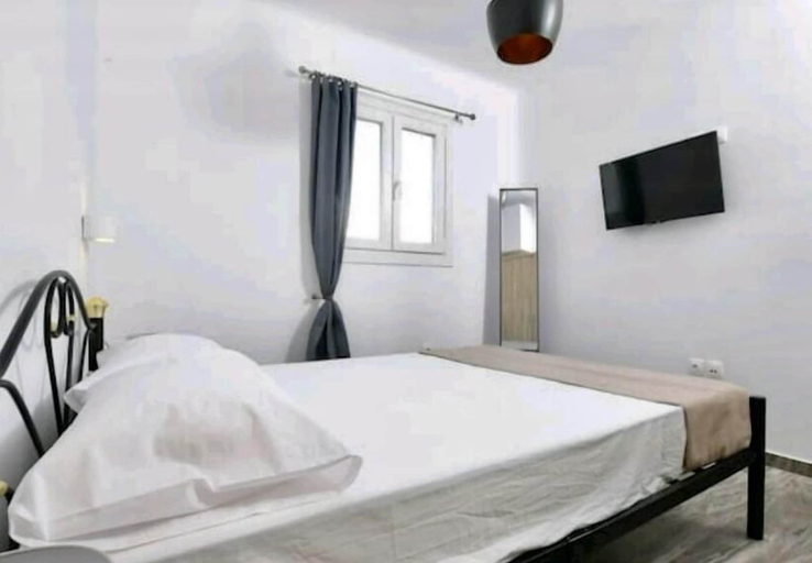 Room 2, Casterly Rock by Alpha Living, South Aegean