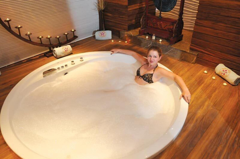 Bathroom 4, Fame Residence Kemer & Spa - All Inclusive, Kemer