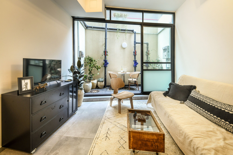 Bedroom 3, 1BR duplex Apt with private Balcony