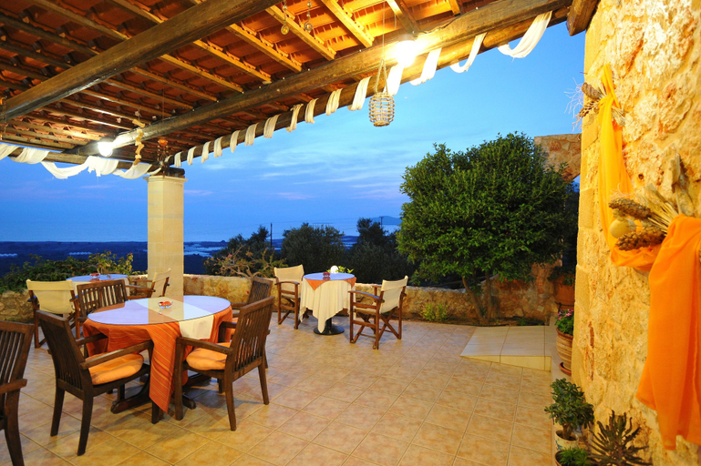 Food & Drinks 5, Kavousi Resort, Crete