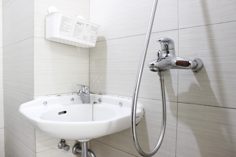 Bedroom 2, Scenic & Trendy Studio Apartment at Gateway Pasteur, Bandung