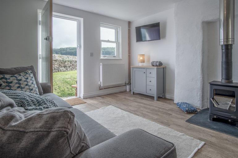 Others 5, Brook Cottage - 1 Bedroom Cottage - Dale, Pembrokeshire