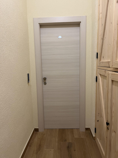 Others 5, Tony's Apartments, Rijeka