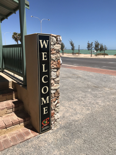 Exterior & Views 2, Shark Bay Seafront Apartments, Shark Bay