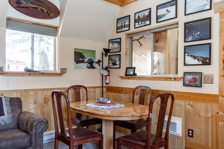 Others 5, Ravens Heart Cabin, Gallatin