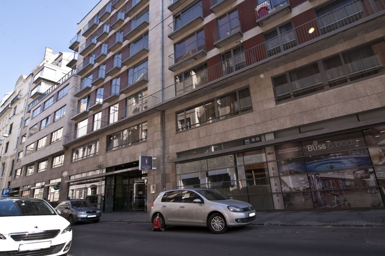 Exterior & Views 2, Budapest Holidays Apartments & Spa, Budapesti