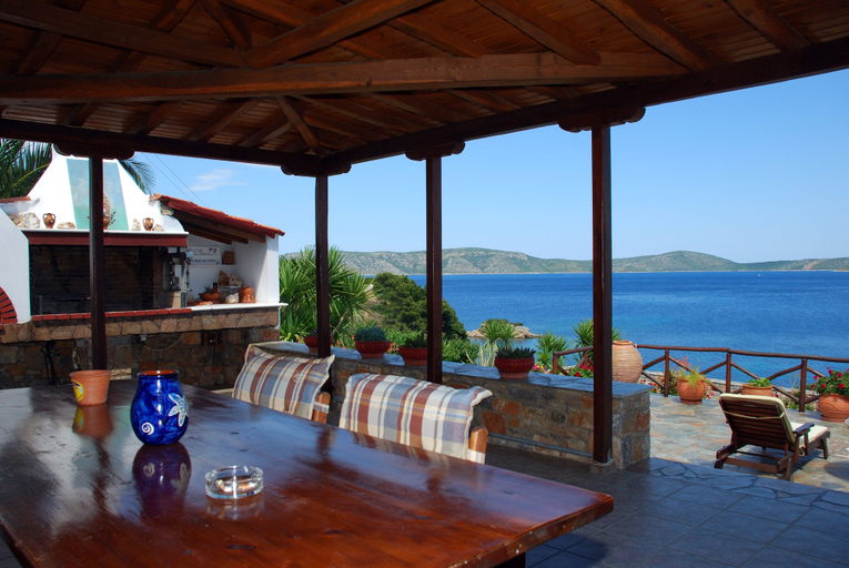 Food & Drinks 4, Villa Elena, Thessaly