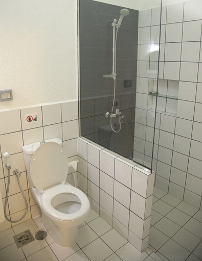 Bathroom 4, THE POOL VILLA - TANUF, Bahla