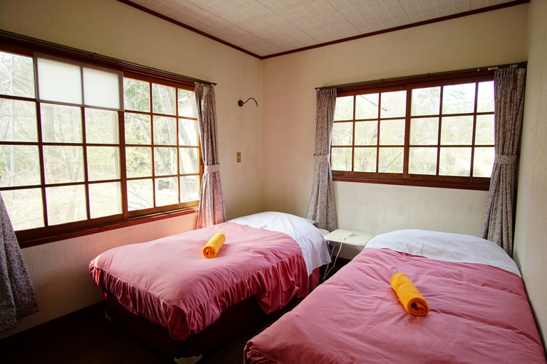 Bedroom 3, share&guesthouse HAKUBA SHARE - Hostel, Hakuba