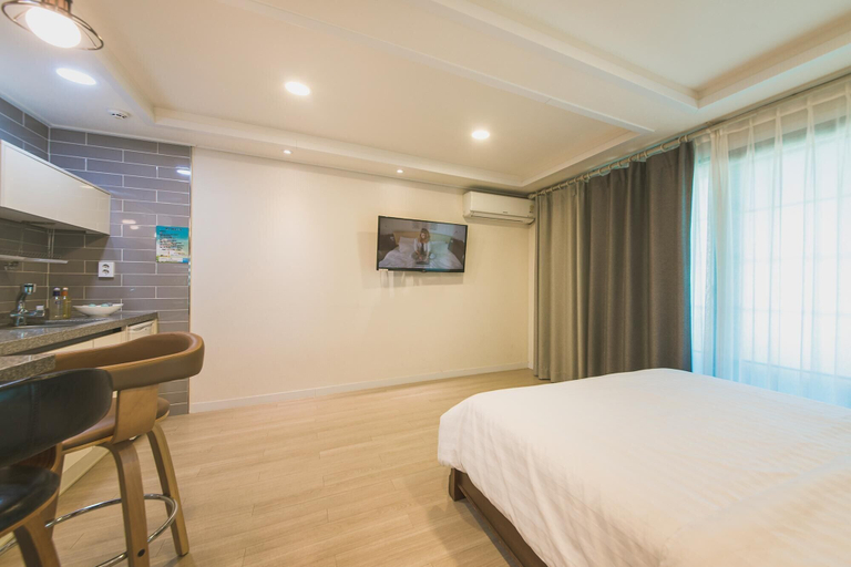 Bedroom 3, Gangneung The East Pension, Gangneung