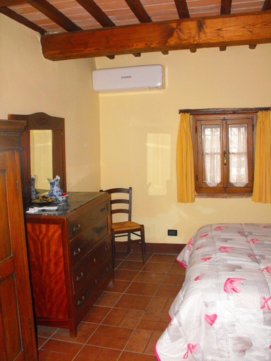 Bedroom 2, Borgo Due Case, Pistoia