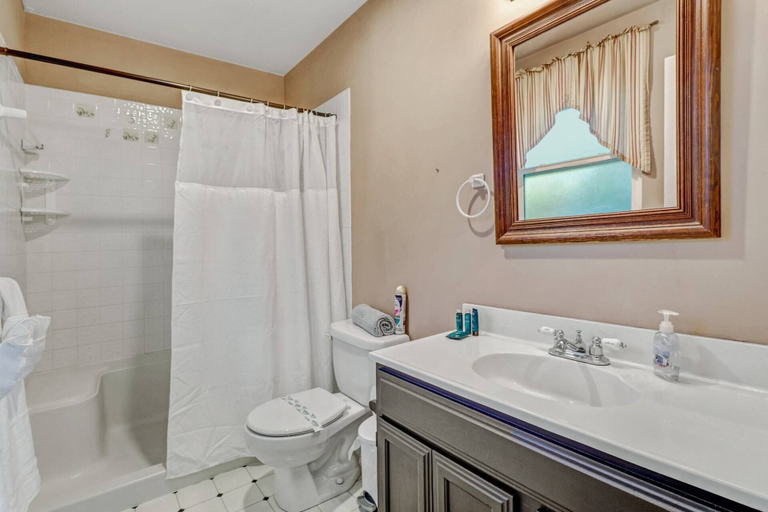 Bathroom 4, 120 Bay Mar Dr, Lee