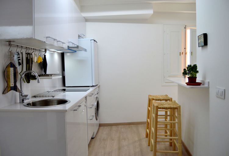 Others 5, Modern Loft in The Historical Town, Girona