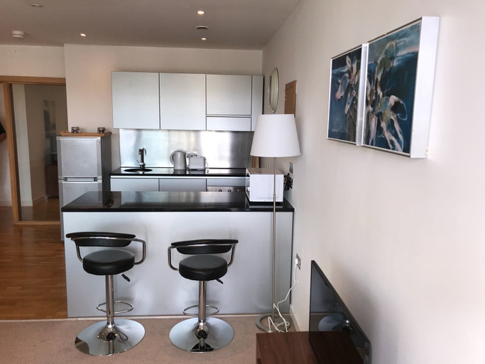 Others 5, Stylish Quayside Apartment, Newcastle upon Tyne