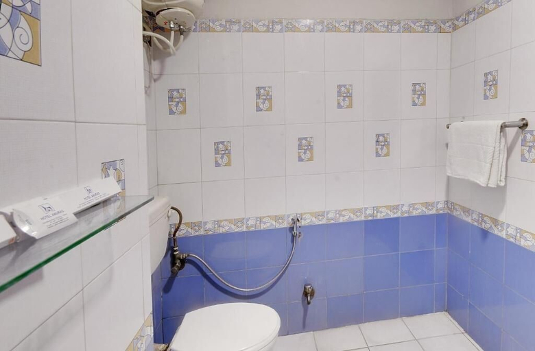 Bathroom 4, Hotel Anurag, Sundargarh