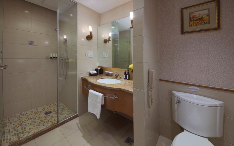 Bathroom 5, City Hotel Xiamen, Xiamen