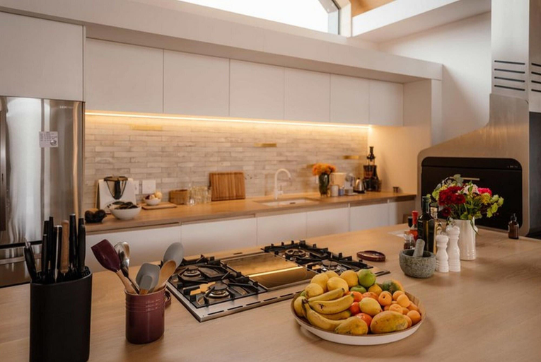 Food & Drinks, Ludus Magnus Villas, City of Cape Town