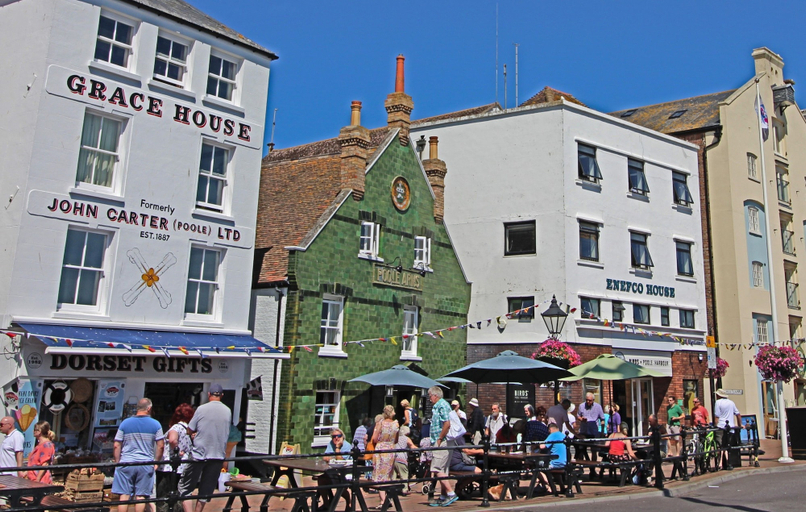 Exterior & Views 2, Andiamo, Poole