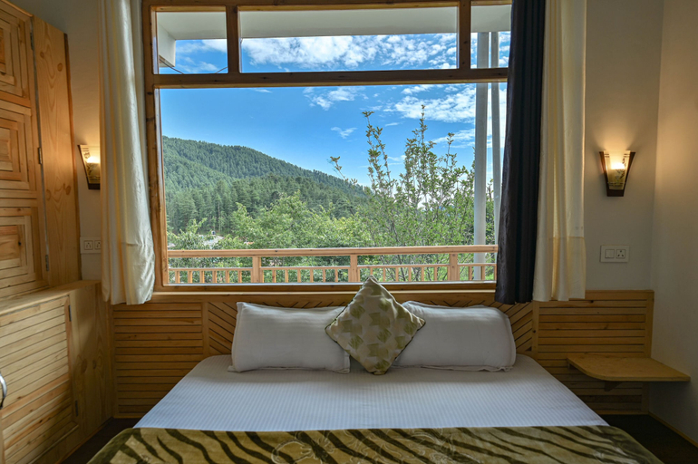 Bedroom 2, Back Wood Stays cheog, Shimla