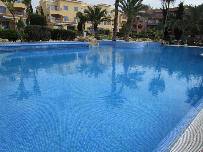 Sport & Beauty, Resitour - Limnaria Gardens