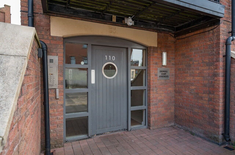 Exterior & Views 2, Central Belfast Apartments: Cromwell, Belfast