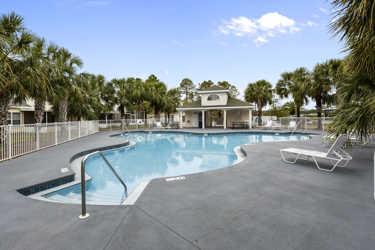 Sport & Beauty 4, The Sandbox by Book That Condo, Bay