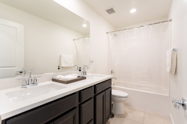 Bathroom 3, Private Rancho Cordova Retreat, Sacramento