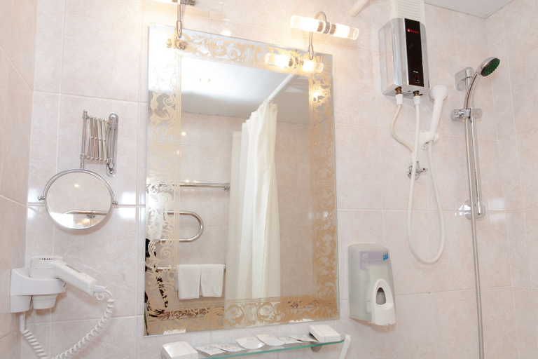 Bathroom 4, Hotel Vladykino, Northern