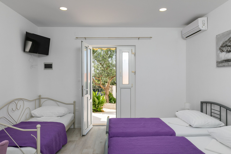 Bedroom 2, Apartments Karol & Mara, Župa Dubrovačka