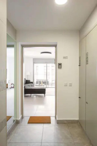 Bathroom 4, Luxury 3BR 32 Floor SeaView