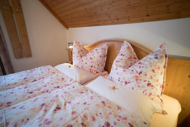 Bedroom 2, Dormio Gasthof Höllwirt, Gmunden