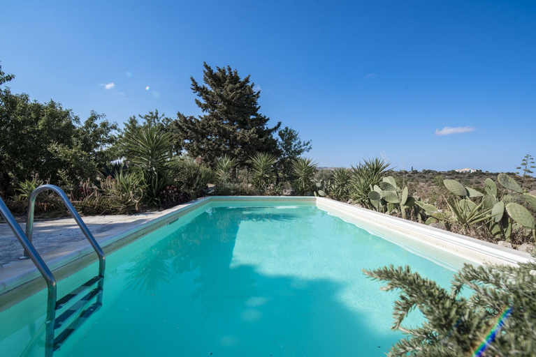 Sport & Beauty 5, VILLA IL DAMMUSO NOTO, Syracuse