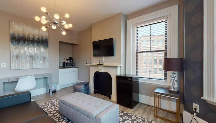 Others 3, Premier Suites - Bay Village, Boston