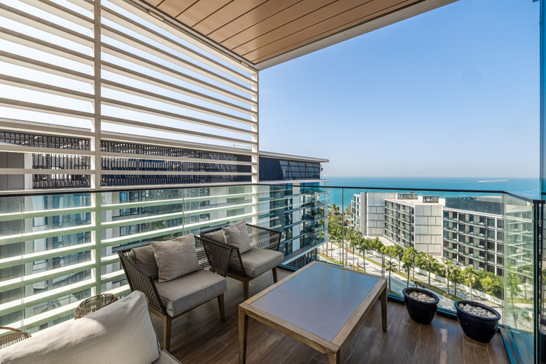 Others 5, Massive 3 Beds Sea View Bluewaters B10, Dubai