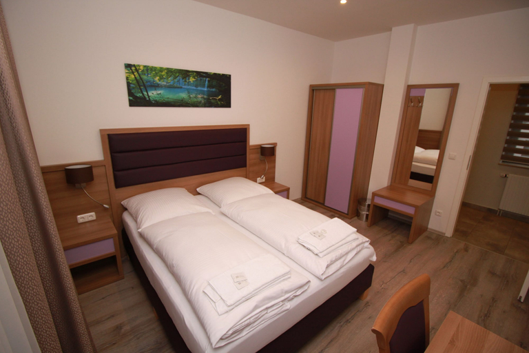 Bedroom 3, Slamba Hostel Augsburg, Augsburg